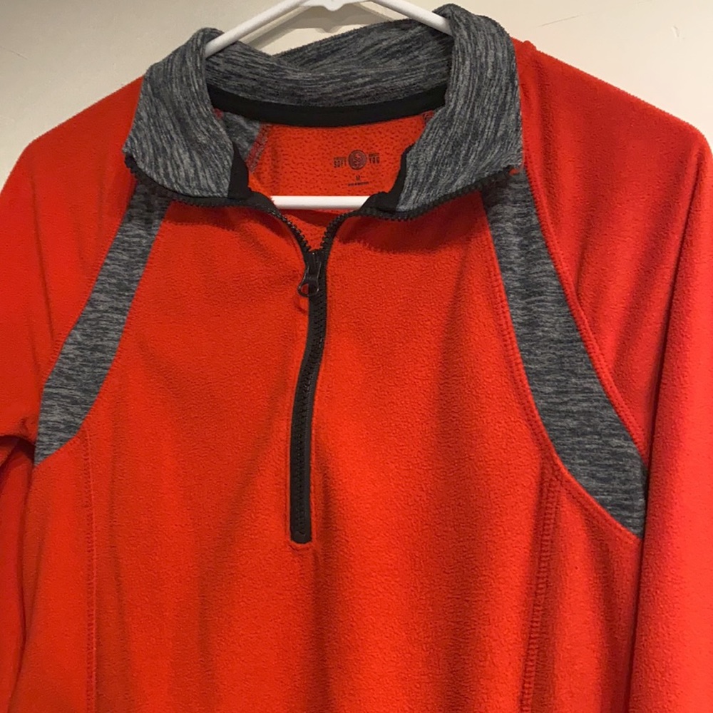 Red Sweater - Picture 7 of 8